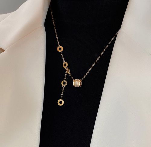 满钻小蛮腰项链钛钢不掉色时尚个性网红轻奢小众设计ins毛衣项链