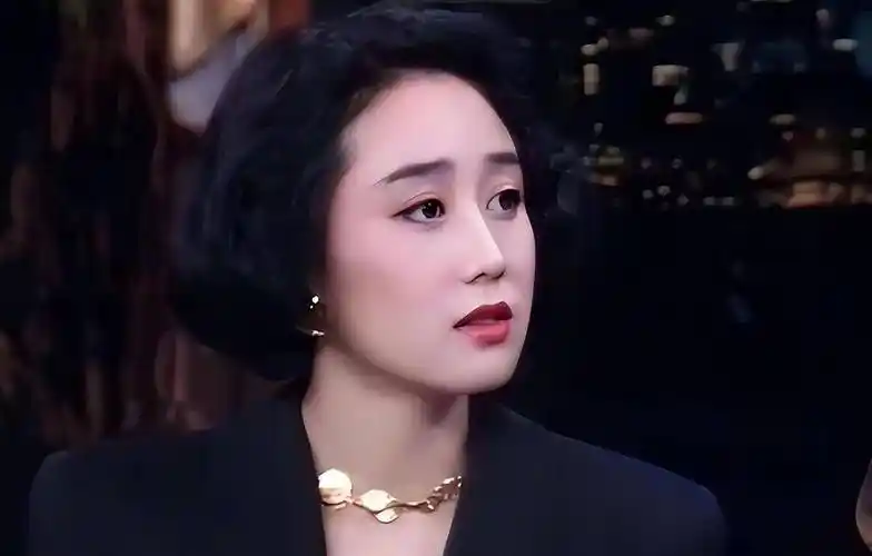 连载4:利智到底有何魅力李连杰苦等10年,签"卖身契"也要娶她_电影