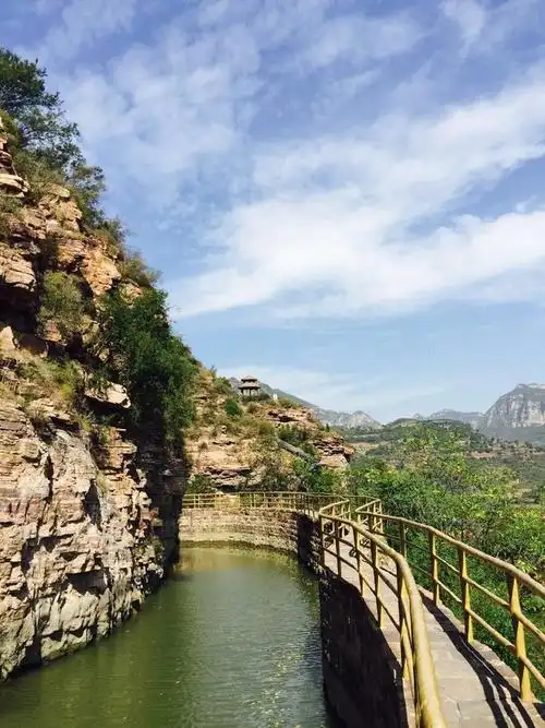 红旗渠(河南林州市的5a级景区)_尚可名片