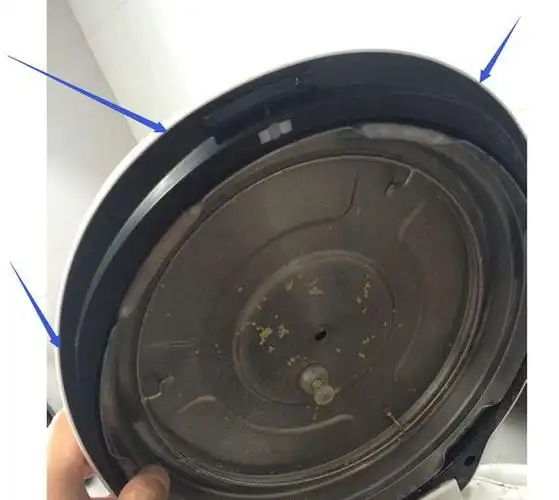 苏泊尔电压力锅锅盖拆解图用配的饭勺插进去转一圈即可