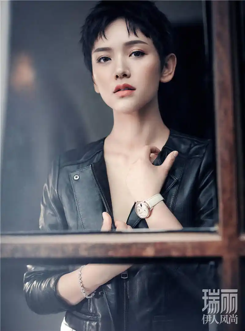 刘恺威新女友李晓峰,面相有点男人相