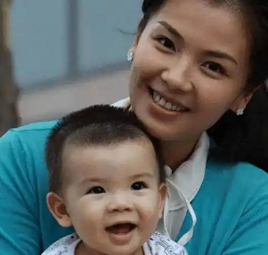 刘涛也非常喜欢网友给他的这个标签,并在采访中表示:"我小时候的第一