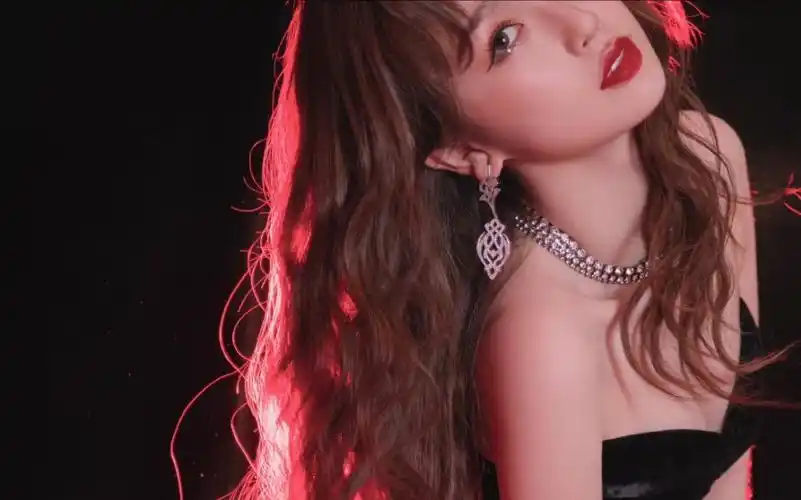 【暗黑病娇】虞书欣个人单曲gwalla惊艳首秀is coming!