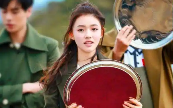 这两位给出了答案_熊梓淇_baby_胡一天