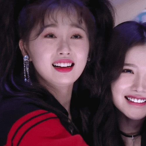 虞书欣第一##孔雪儿首a