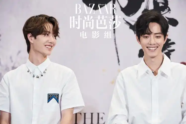 陈情令泰国粉丝见面会壁纸_肖战王一博合体归来_明星图片_精品库