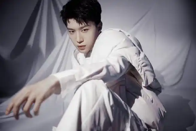 范丞丞tommyhilfiger品牌代言人#丨#范丞丞华莱士丞意满满#    霸