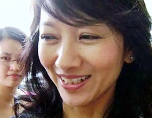 赵雅芝很老态,谢娜最为无语_娱乐频道_东方资讯 杨丽萍卸妆后