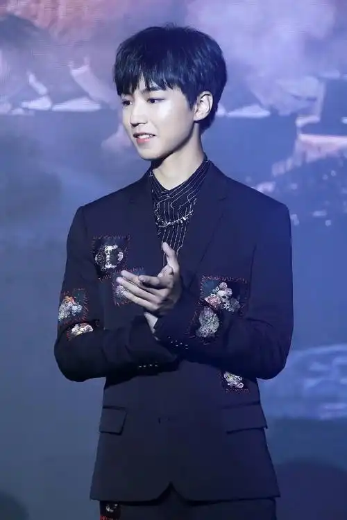 《749局》《野孩子》《刺猬》  @tfboys-王俊凯