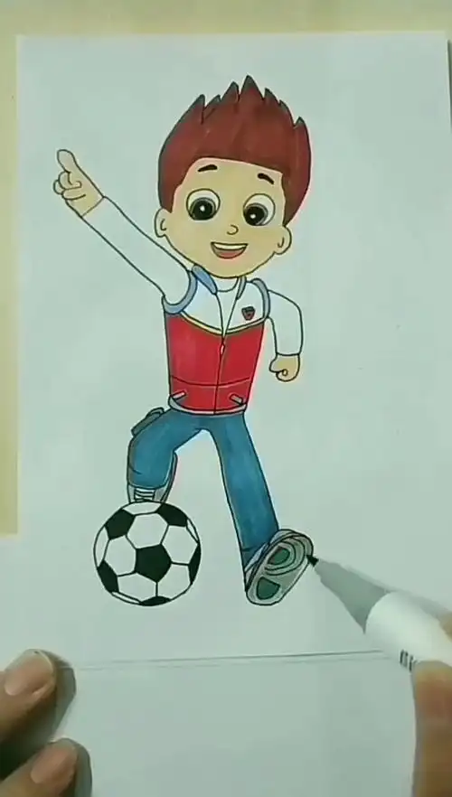 今天分享汪汪队莱德踢球简笔画