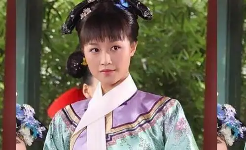 是那个《甄嬛传》里颇有心机的丫头浣碧扮演者蓝盈莹么?他俩分手了?