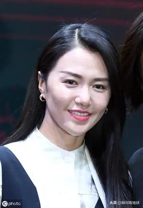 谭维维近照 风韵发福明显了,网友:更好看了 女人味十足