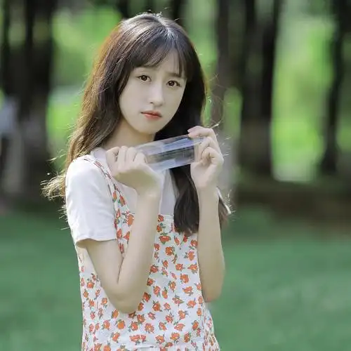 2022可爱清新风美女头像,女生头像图片-回车桌面