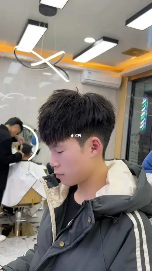 碎盖摩根烫 #男士烫发  #男生变帅发型指南