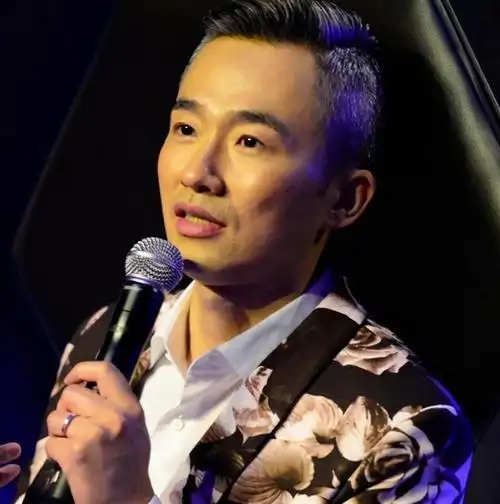 主持人程雷:患遗传性肝病被女友抛弃,42岁娶小18岁"同行"