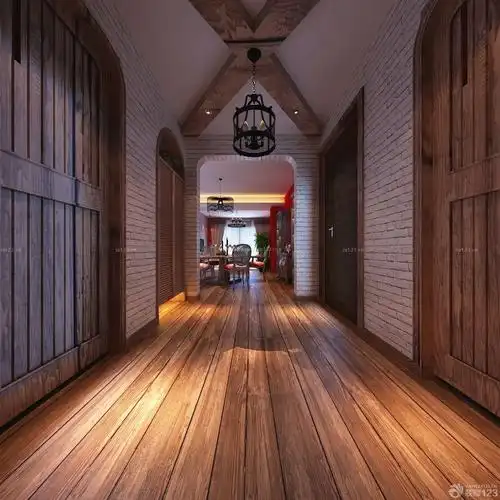 走廊玄关原木地板装修实景图_装修123效果图