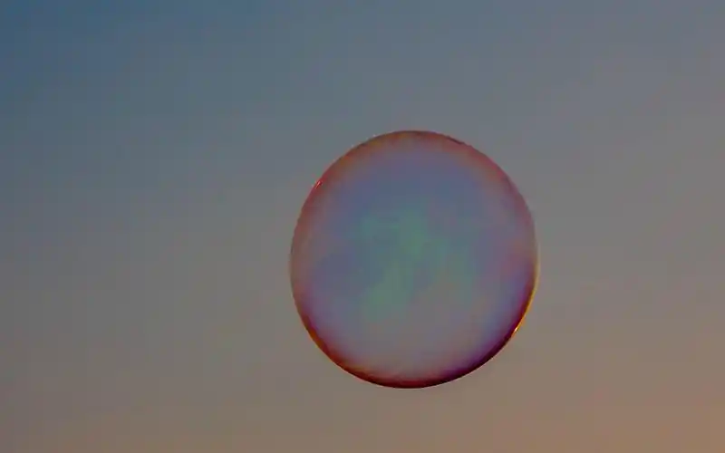 首页 桌面壁纸 风格壁纸 梦幻好看的彩色泡泡图片桌面壁纸(二) 1680