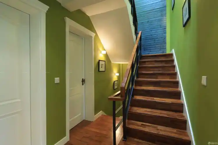 相关推荐田园风格室内阁楼楼梯效果图片大全最新现代美式室内阁楼楼梯