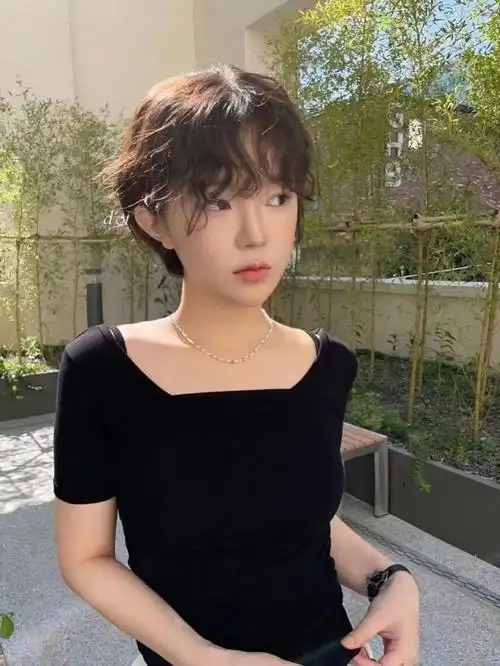 96超适合春夏的超短发气垫烫,蓬松饱满,自然吹干即可出门的蓬松烫发