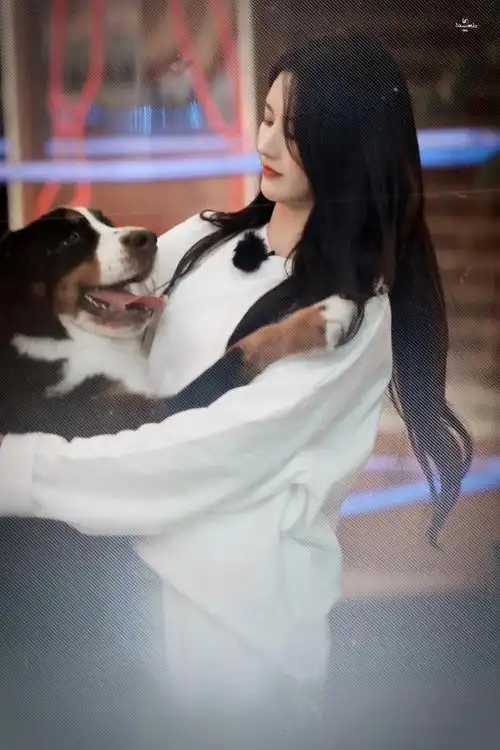 武馆路透清新元气小漂亮刘些宁侧颜