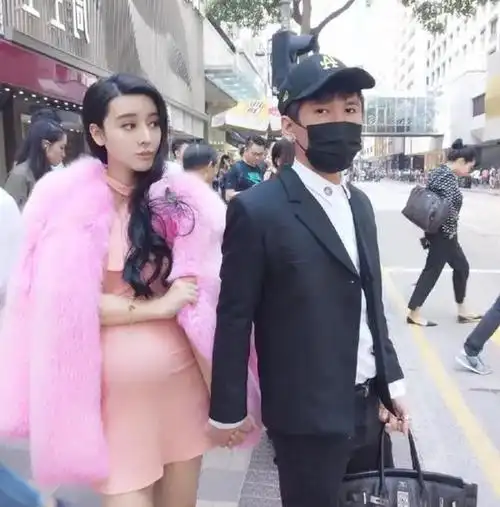 何承熹花800万整容成范冰冰嫁给主刀医生后后来怎么样了