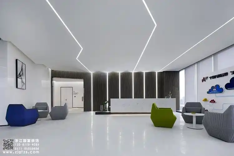 有科技感的办公室装修设计案例效果图