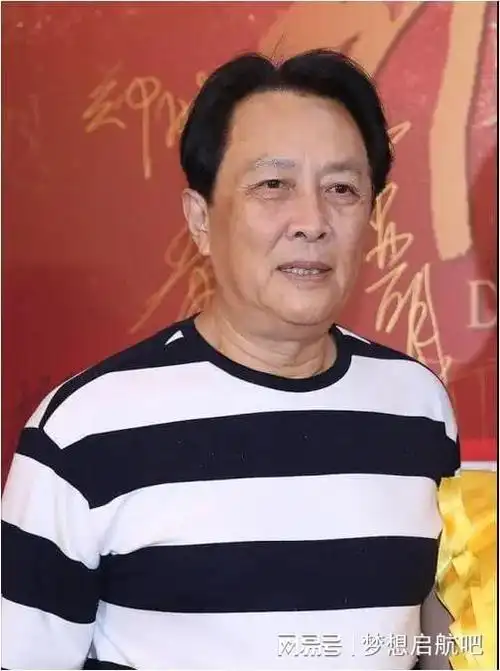 曾经的伟人专业户71岁的唐国强已经走上了演员的另一条道路