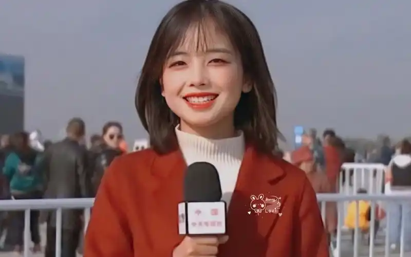 王冰冰:央视新生代漂亮女记者,因太美被称收视"秘诀"