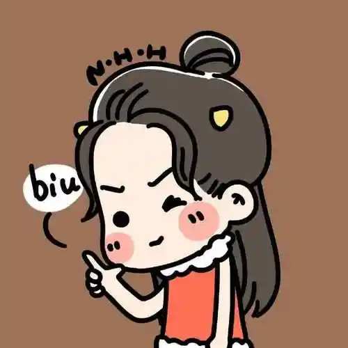 嘻嘻扎半丸子头的牛轰轰