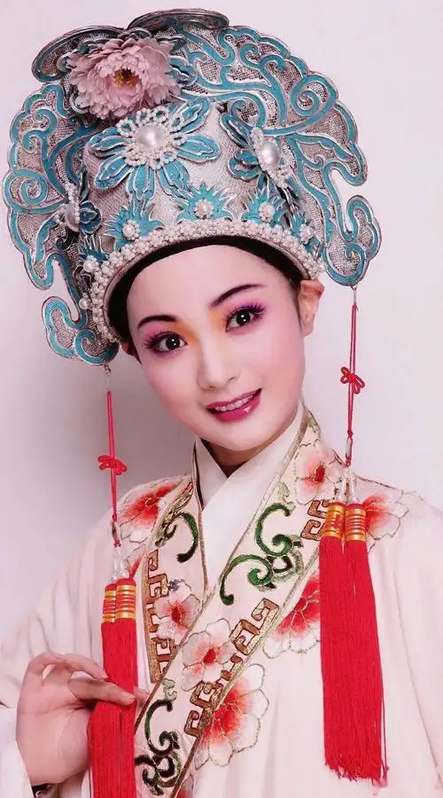 莉芬丹韵我眼中的上越傅派花旦裘丹莉