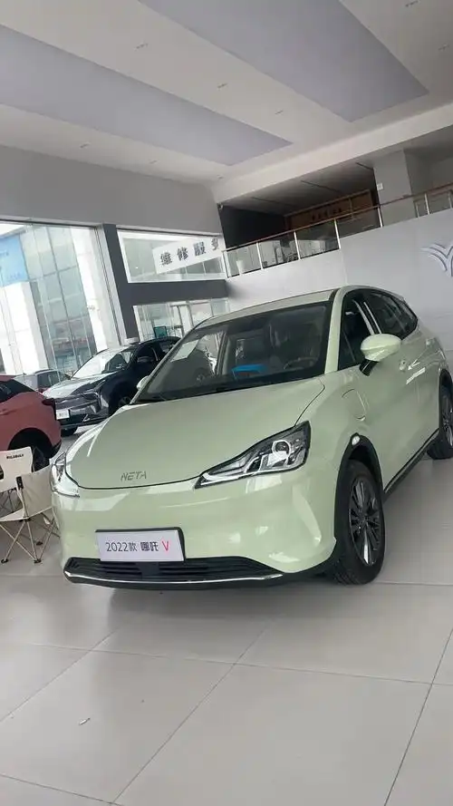 哪吒v6.69万起,现车最后5台冲鸭949494#哪吒汽车 - 抖音