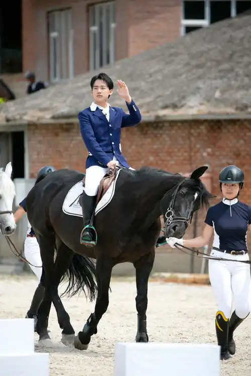 奔跑吧郭麒麟##郭麒麟长触角