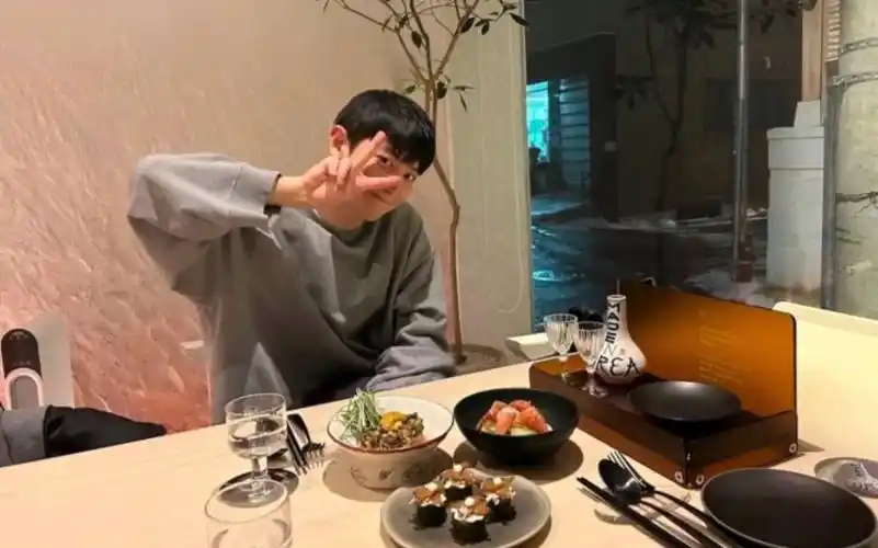 朴灿烈|女友视角下 好像我们的距离又近了一点