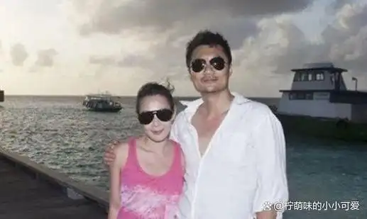 2011年,刘若英与钟小江结婚,创造了一段幸福美满的婚姻.