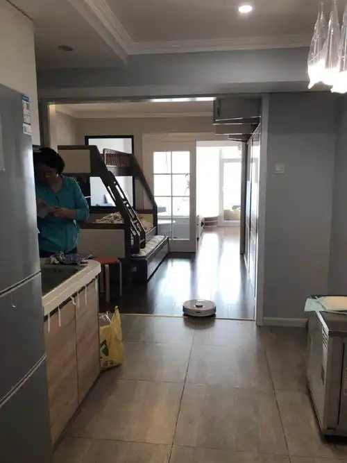 大开间改两居厨房现代简约餐厅设计图片赏析