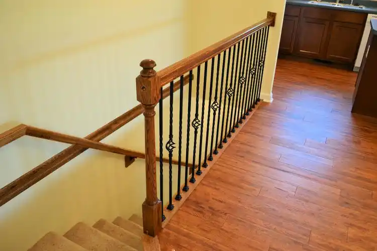 优质红橡木木制扶手栏杆/楼梯栏杆