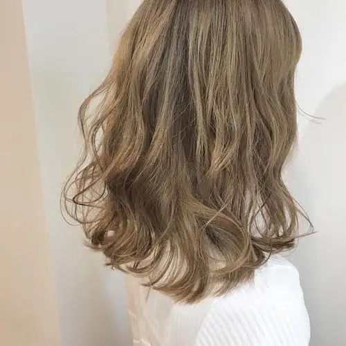 发色_亚麻色_石家庄勒泰中心和颐酒店