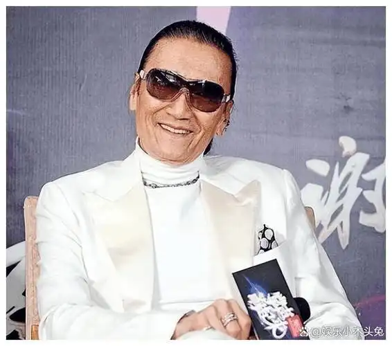 83岁谢贤因脑梗半夜离世?谢霆锋兄妹病房痛哭?本人亲自现身辟谣