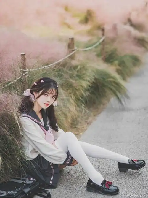 绝美白丝袜惊艳到你眼球