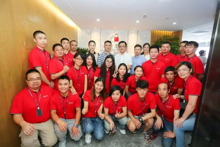 余少雄总裁与浙江分公司全体成员合影留念