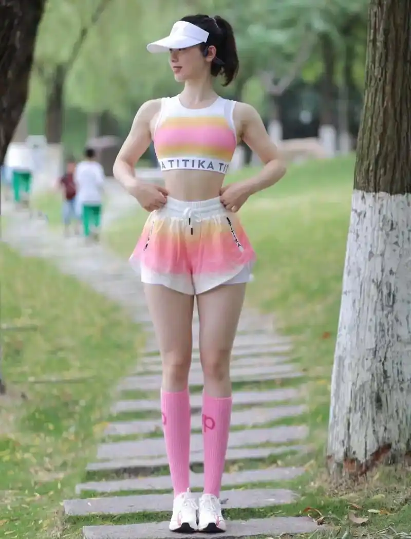 sanag跑步运动耳机,跑出辣妹身材~我特别喜欢户外跑步 酣 - 抖音