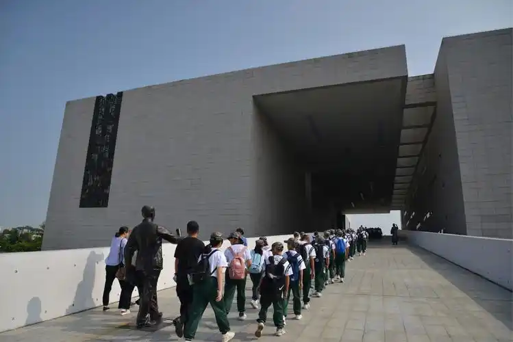 广园中学2018级国防教育社会实践活动