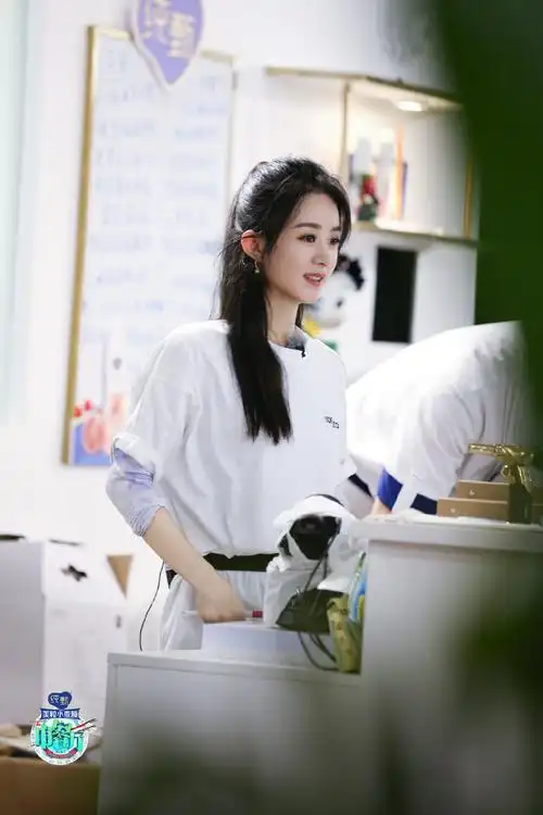 赵丽颖《中餐厅第四季》第七期剧照图片