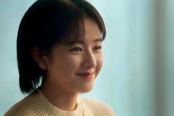 由李兰迪领衔主演的《一路朝阳》一经开播就口碑热度双丰收,现如今在