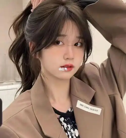 八字刘海  #刘海  #法式刘海  #女生发型参考  ##小红书redesign