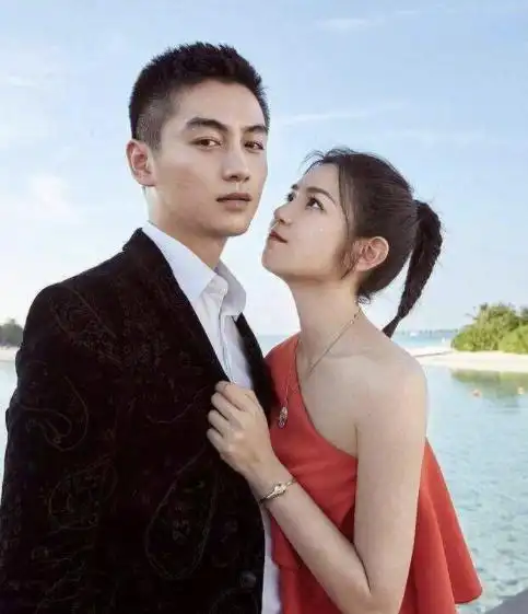 莫小棋预言赵丽颖感情莫小棋预言王一博赵丽颖