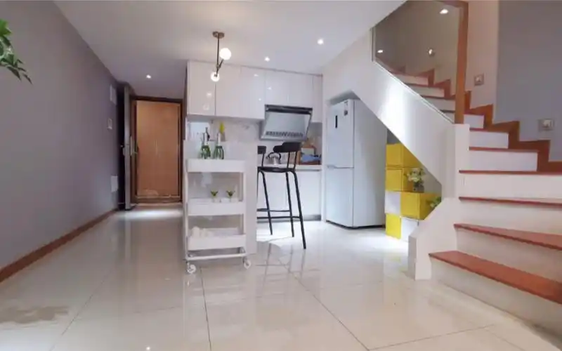 50平米的loft复式小公寓,做的两居室,满足了对生活的美好向往