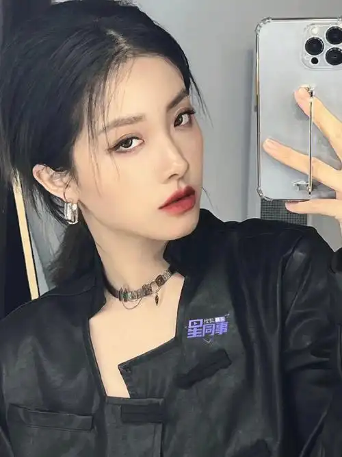 喻言x星同事专访正片预热