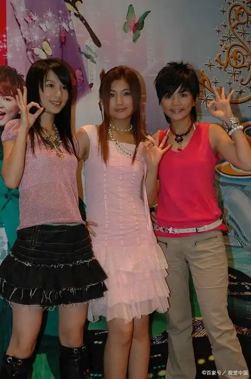 ella,这个名字已经成为了she组合的代表符号,不仅仅是因为她那中性的