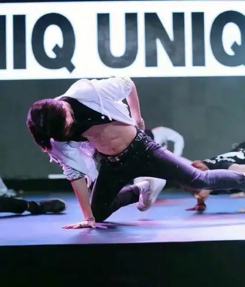 首先我要说一句:王一博你太9090了919091909190,大家